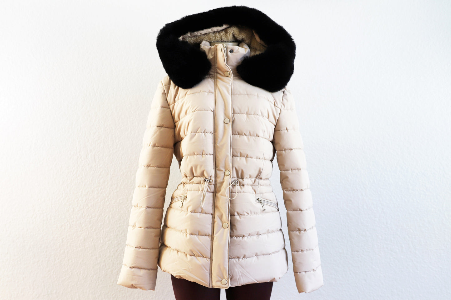 Women's Coat Model J7801