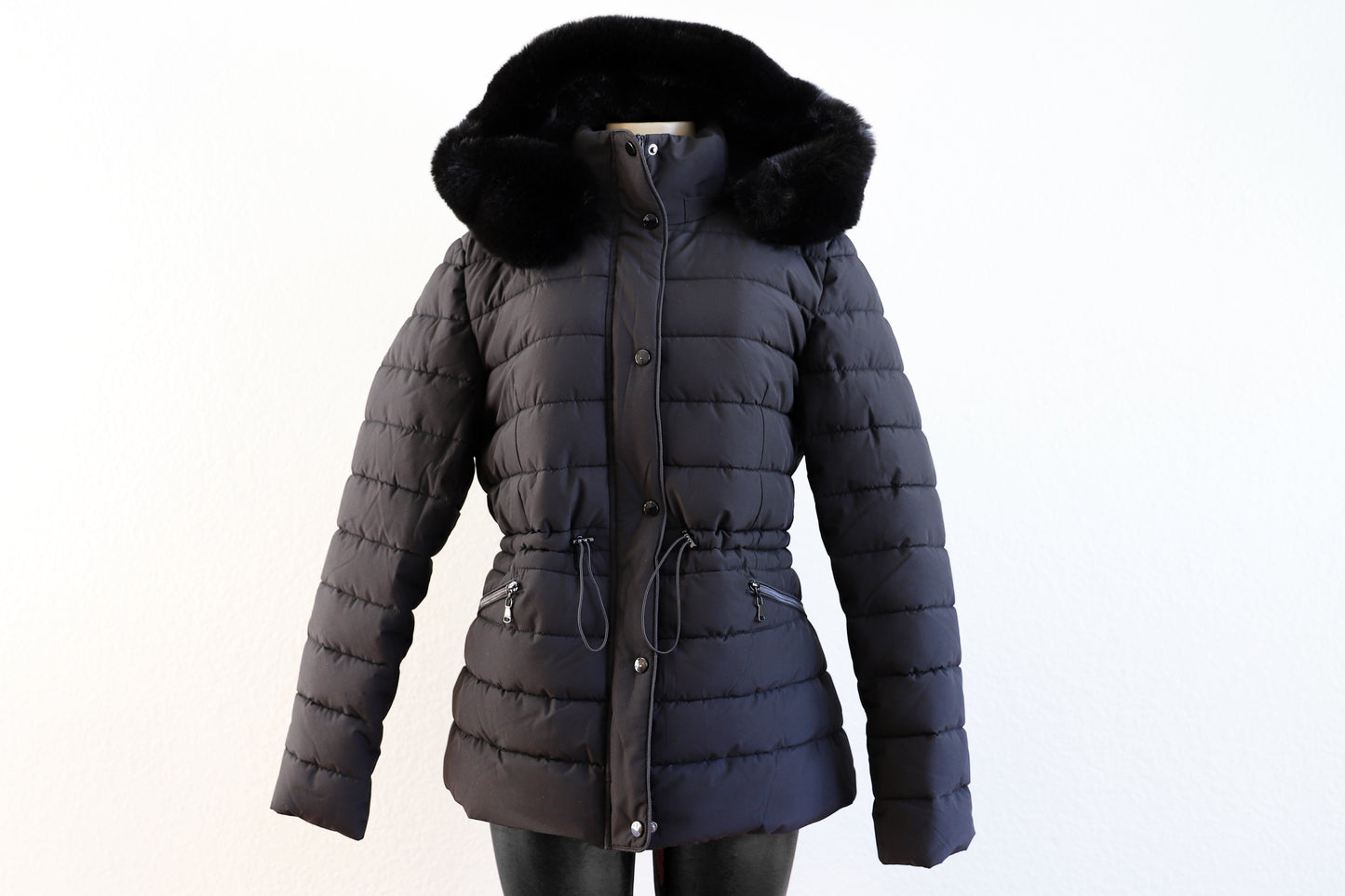 Women's Coat Model J7801